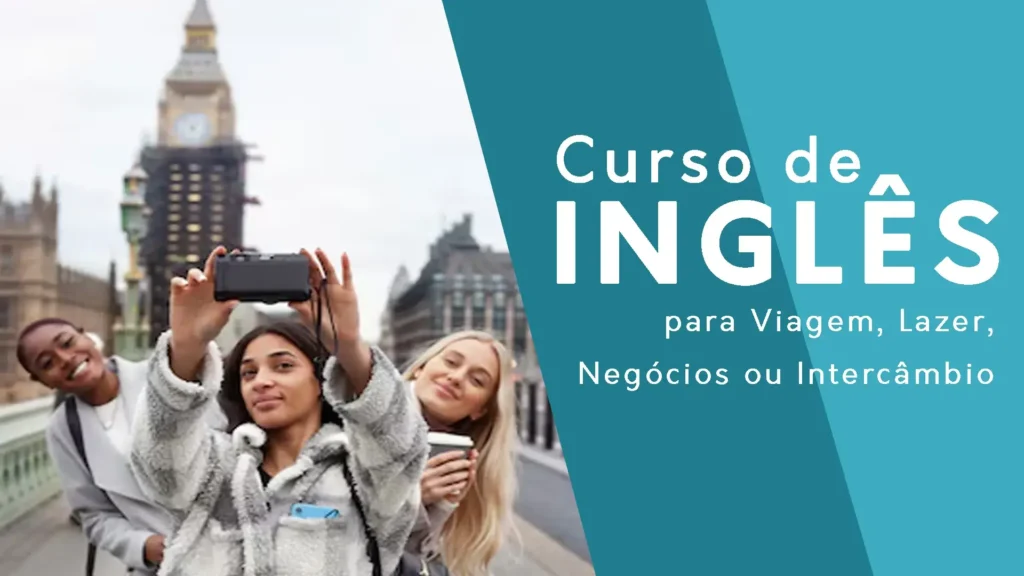 Três mulheres tirando selfie com fundo de paisagem urbana icônica, representando o Curso de Inglês para Viagem, Lazer, Negócios ou Intercâmbio.